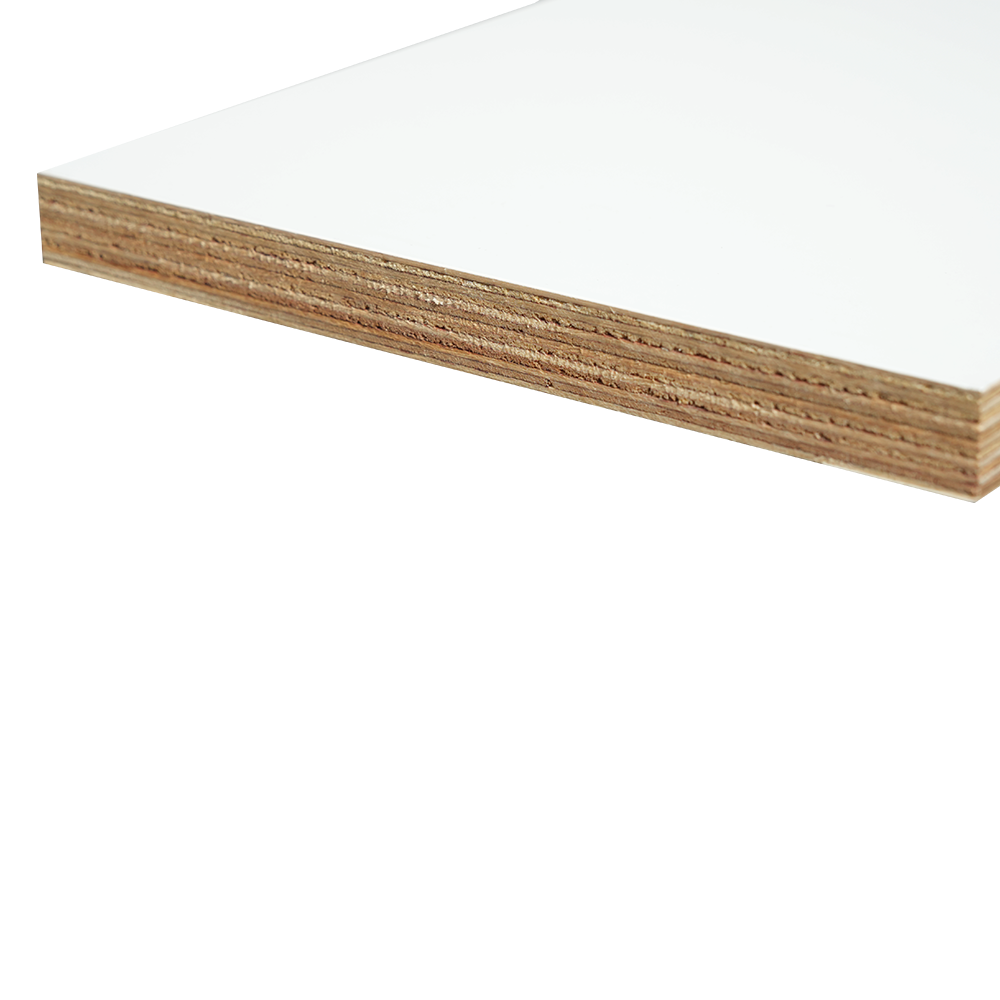 Polyesterfanerad björkplywood